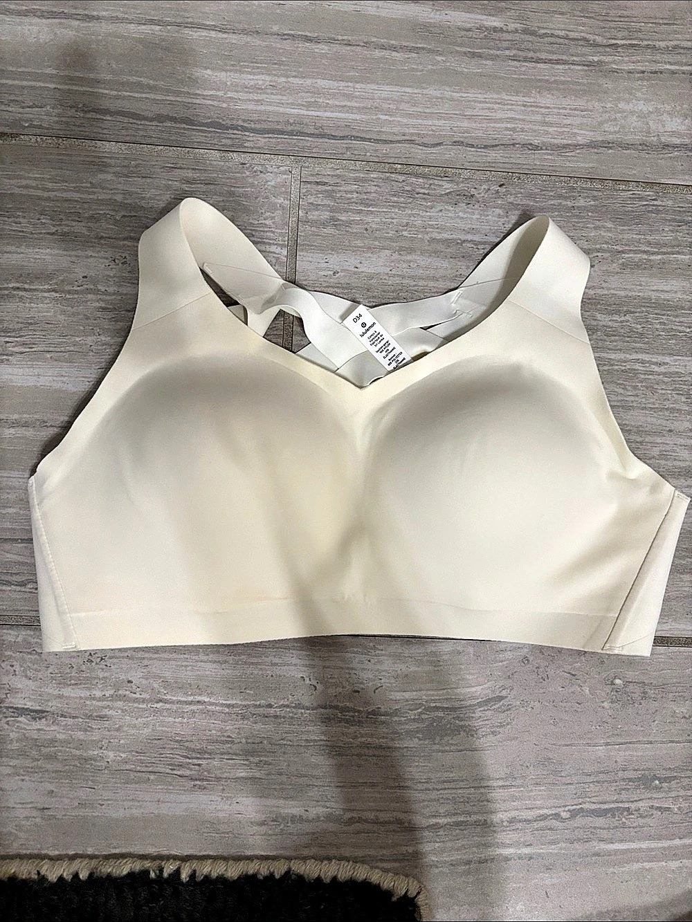 lululemon Enlite Bra *Weave Sports Bra in Cream Size 34D NWT